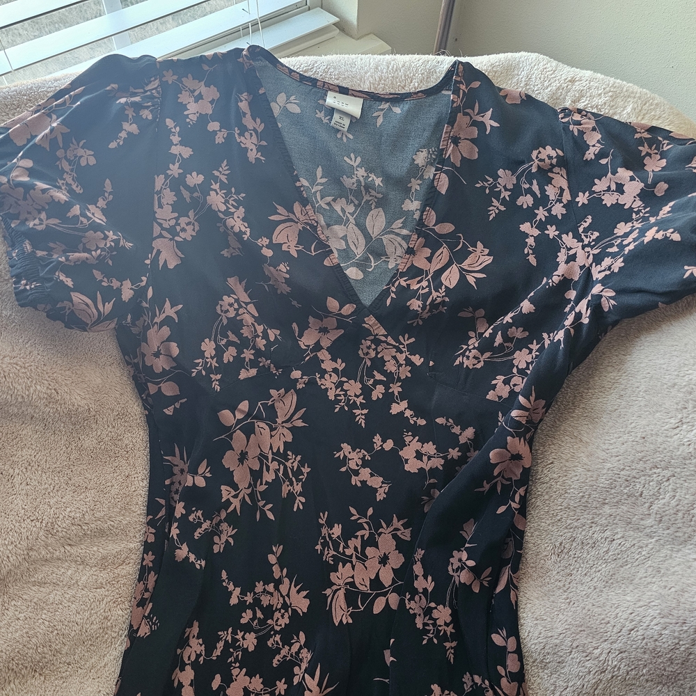 Floral V-Neck Dress